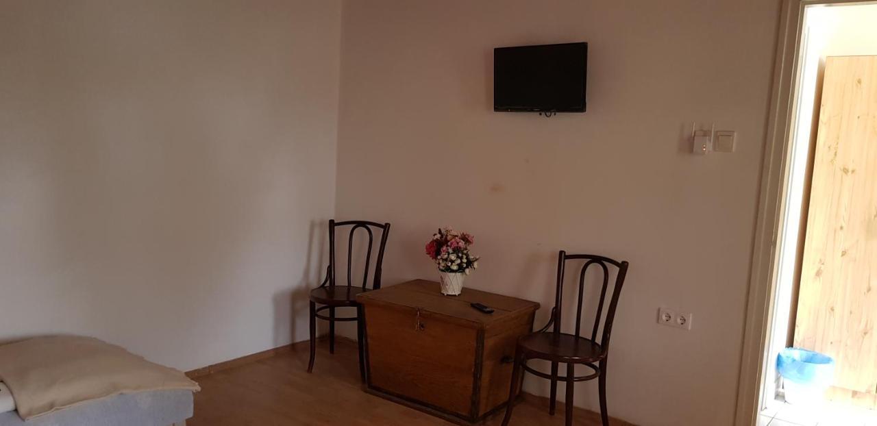 Elo Tisza Vendeghaz Hotel Nagykoru Buitenkant foto