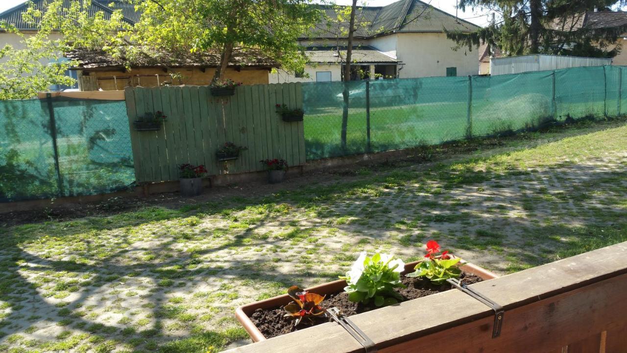 Elo Tisza Vendeghaz Hotel Nagykoru Buitenkant foto
