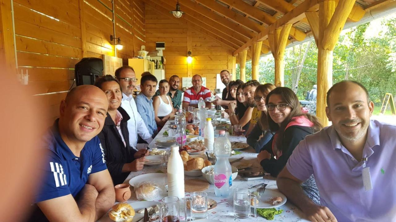 Elo Tisza Vendeghaz Hotel Nagykoru Buitenkant foto